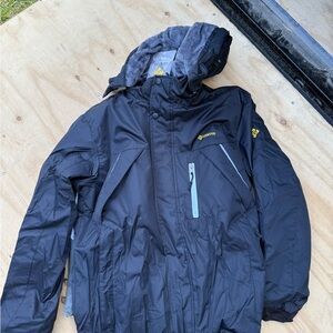 Gemyse Black winter coat. Mens Medium Black